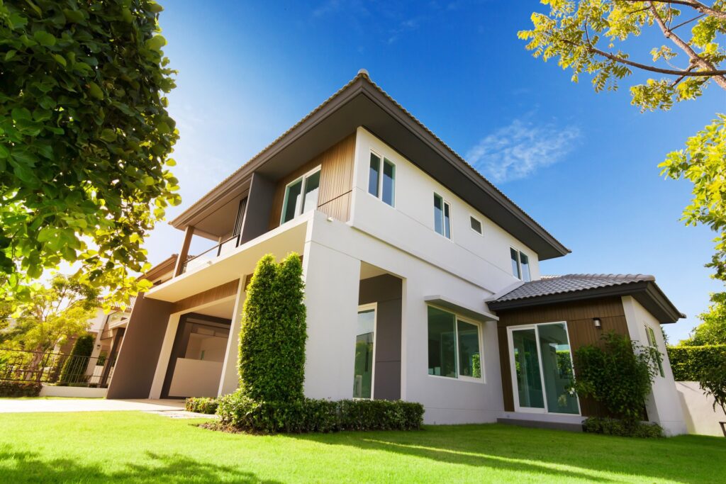 amazing stucco inc showing image of home with mix of siding, stucco, & concrete block