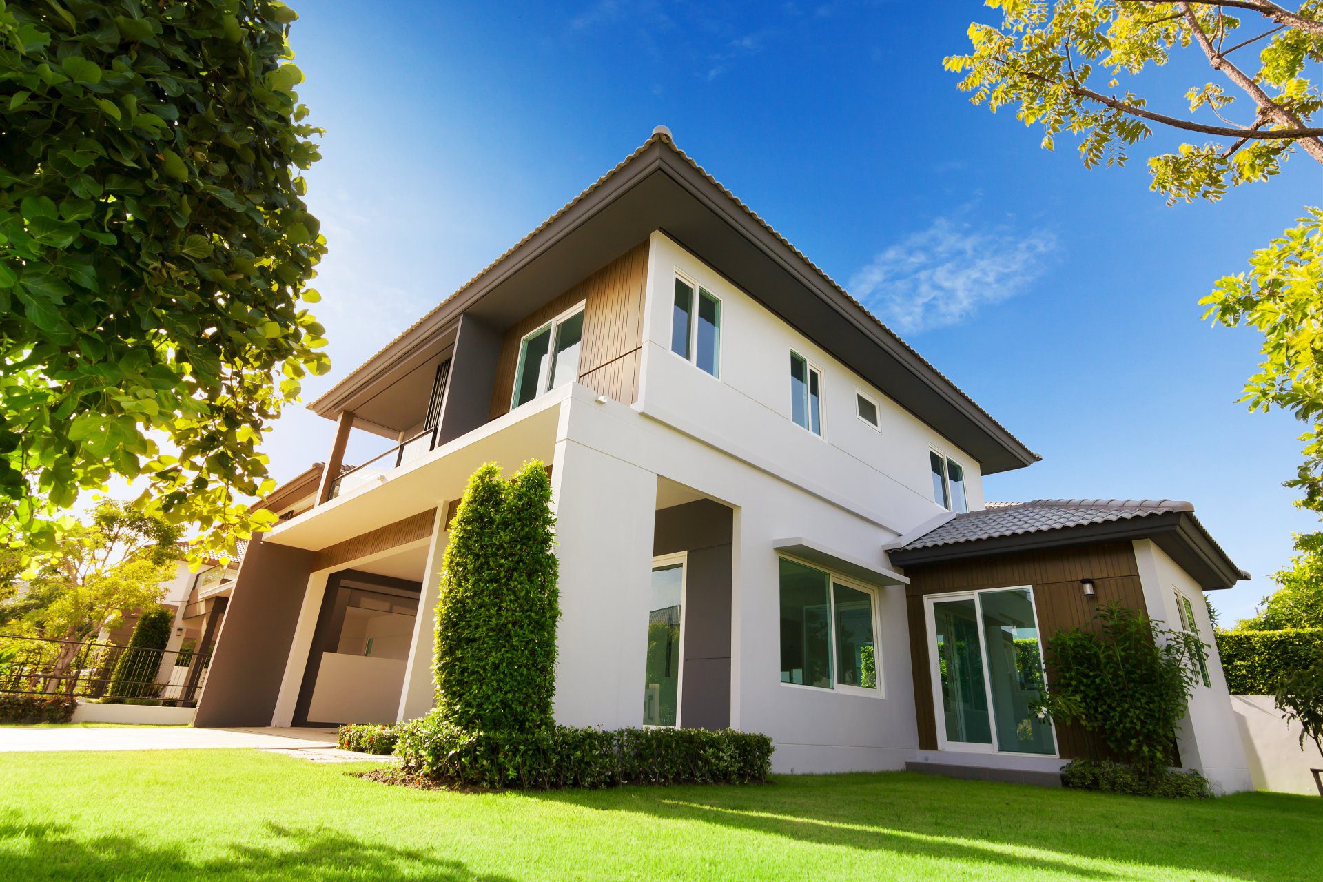 amazing stucco inc showing image of home with mix of siding, stucco, & concrete block